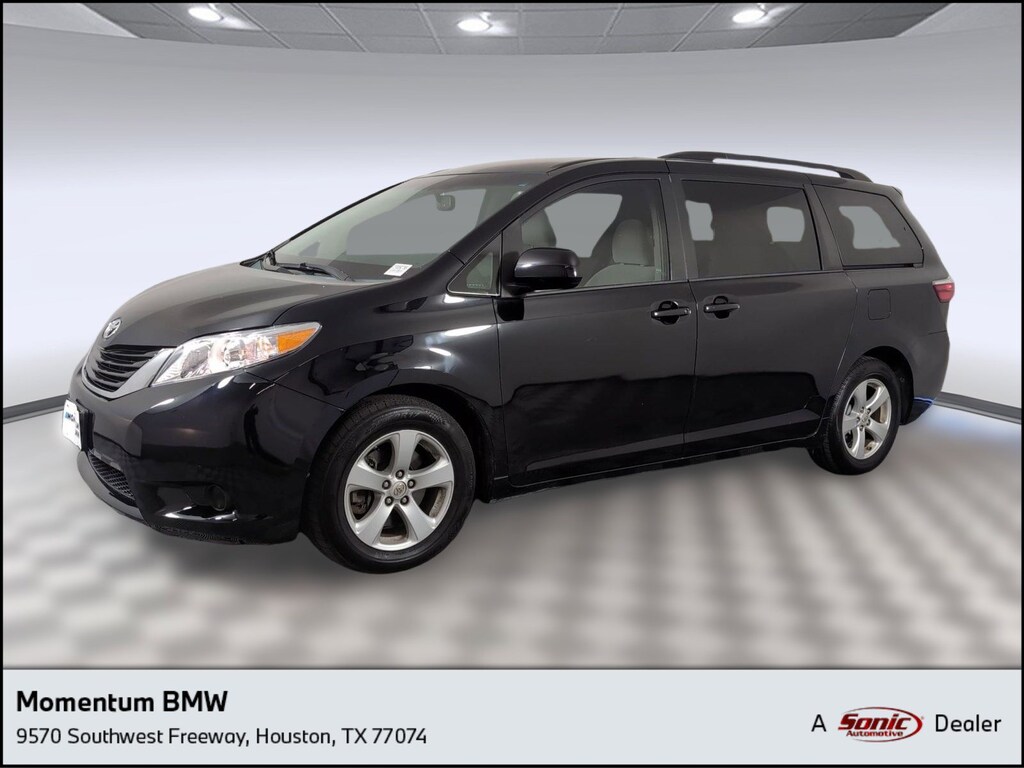 Used 2015 Toyota Sienna LE Van