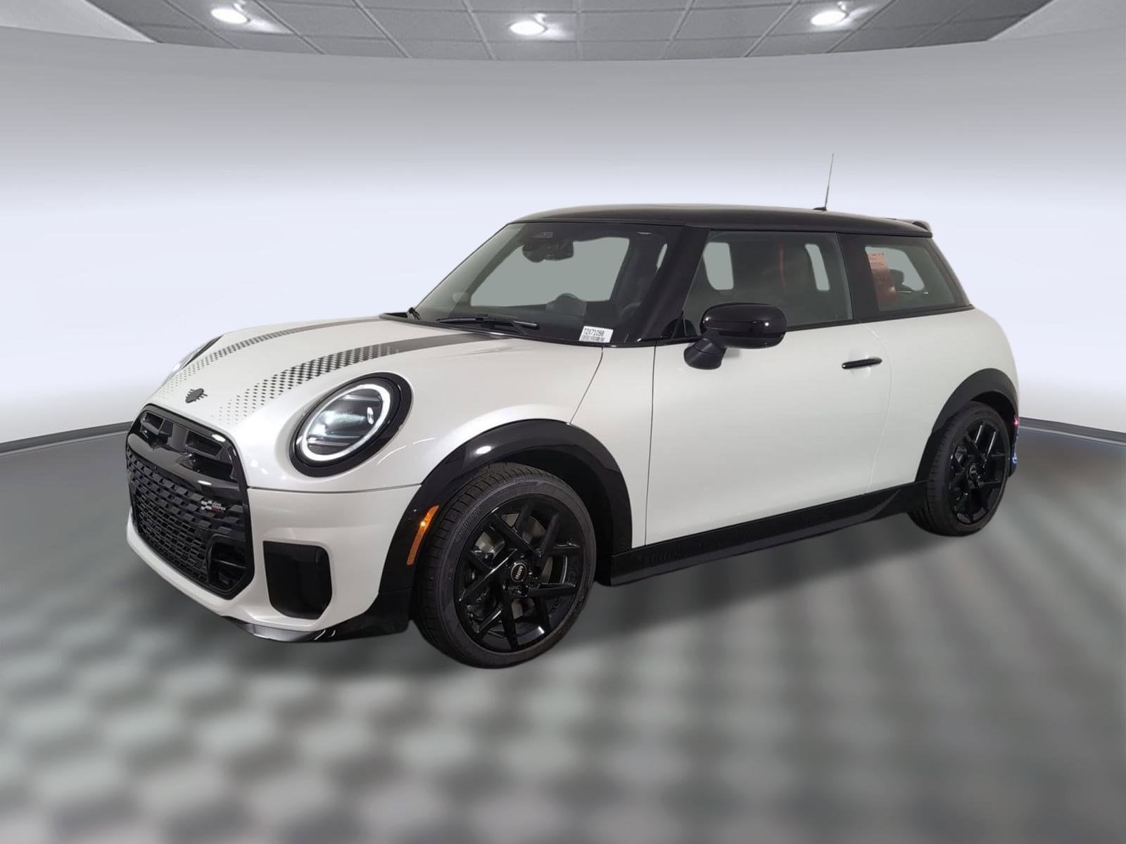 2026 MINI Hardtop 2 Door S's photo