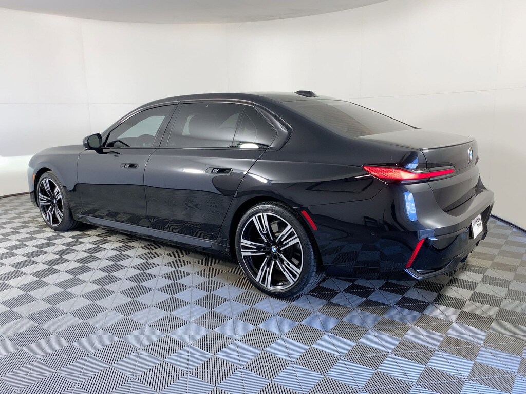 Used 2025 BMW 740i Sedan
