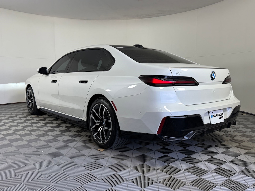 Used 2023 BMW i7 xDrive60 Sedan