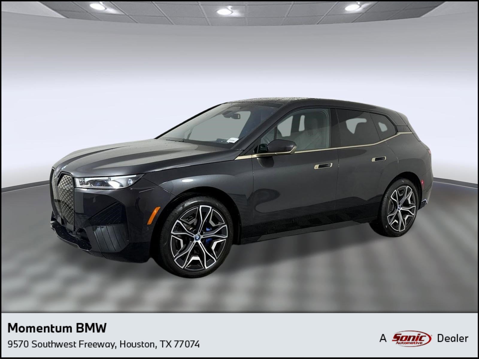 2024 BMW iX xDrive50's photo