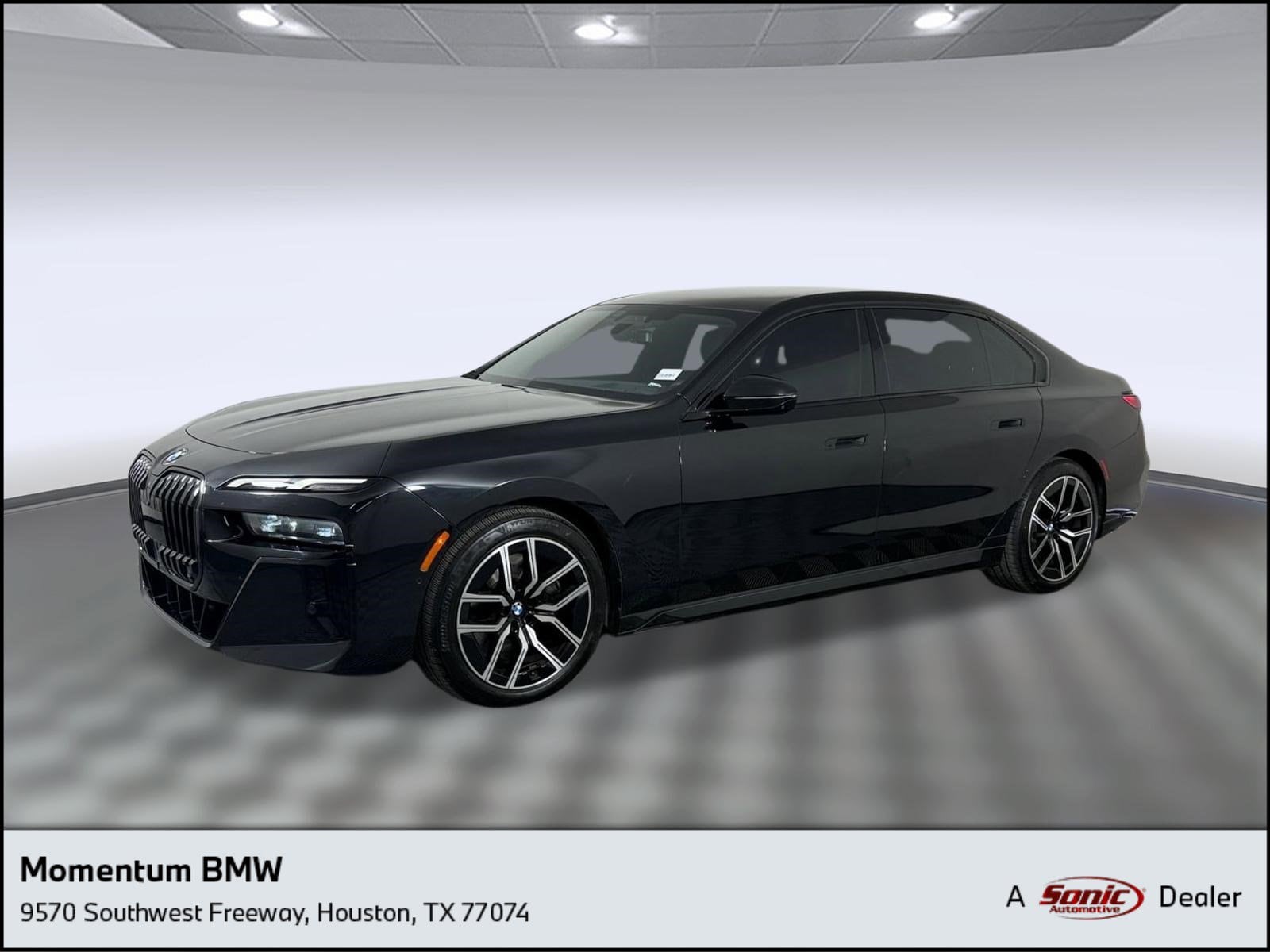 2023 BMW 7 Series 740i's photo