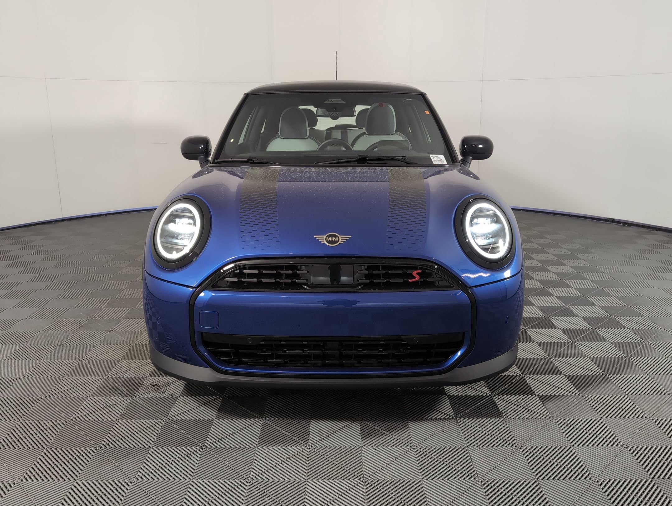 2026 Mini Cooper Hardtop S photo 4