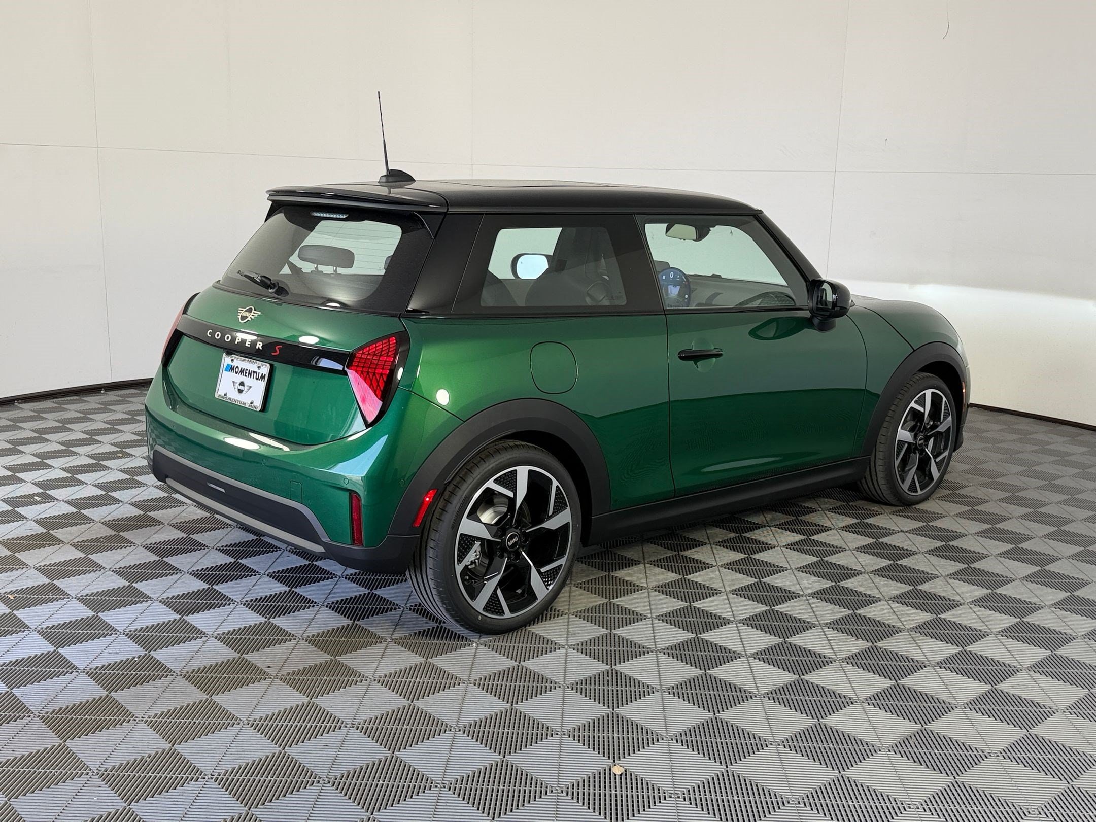 2026 MINI Hardtop 2 Door S - Photo 9