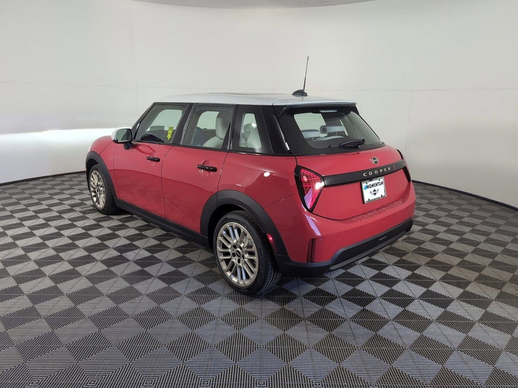 New 2025 MINI Hardtop 4 Door Signature Plus Hatchback