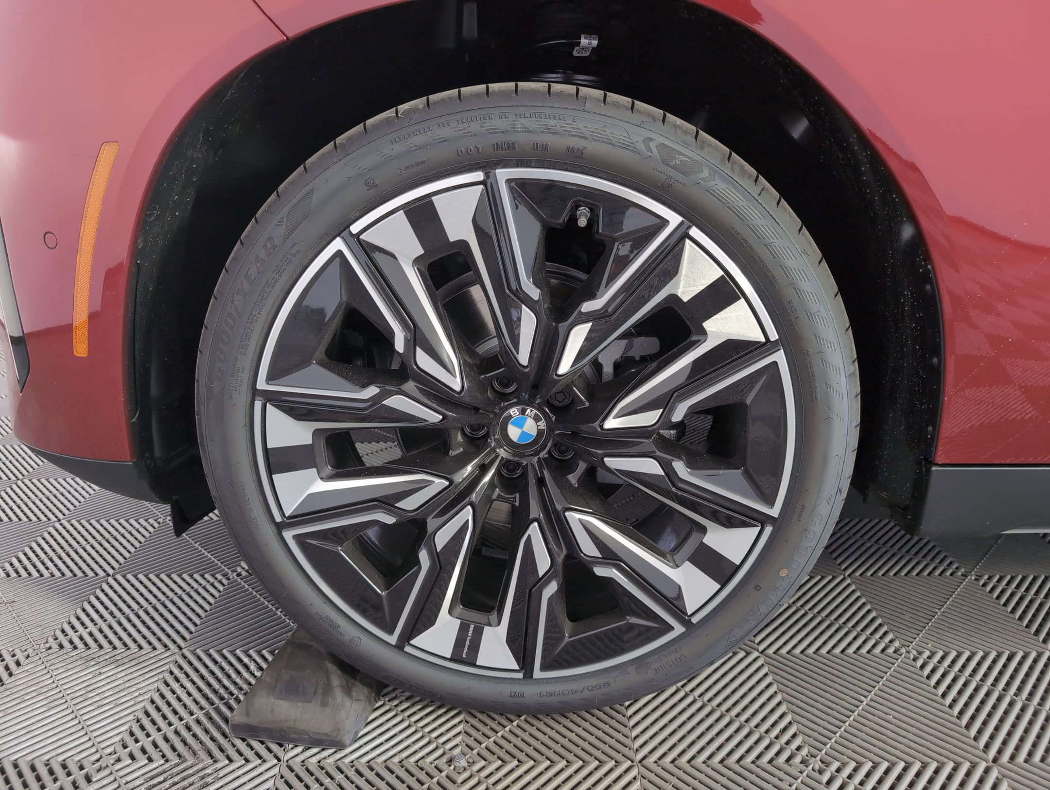 2025 BMW X3 30 - Photo 9