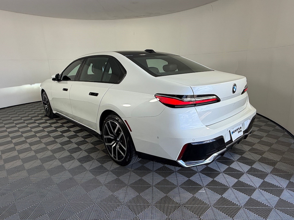 Used 2023 BMW 740i Sedan