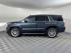 Used 2019 CADILLAC Escalade Luxury SUV for sale in Houston