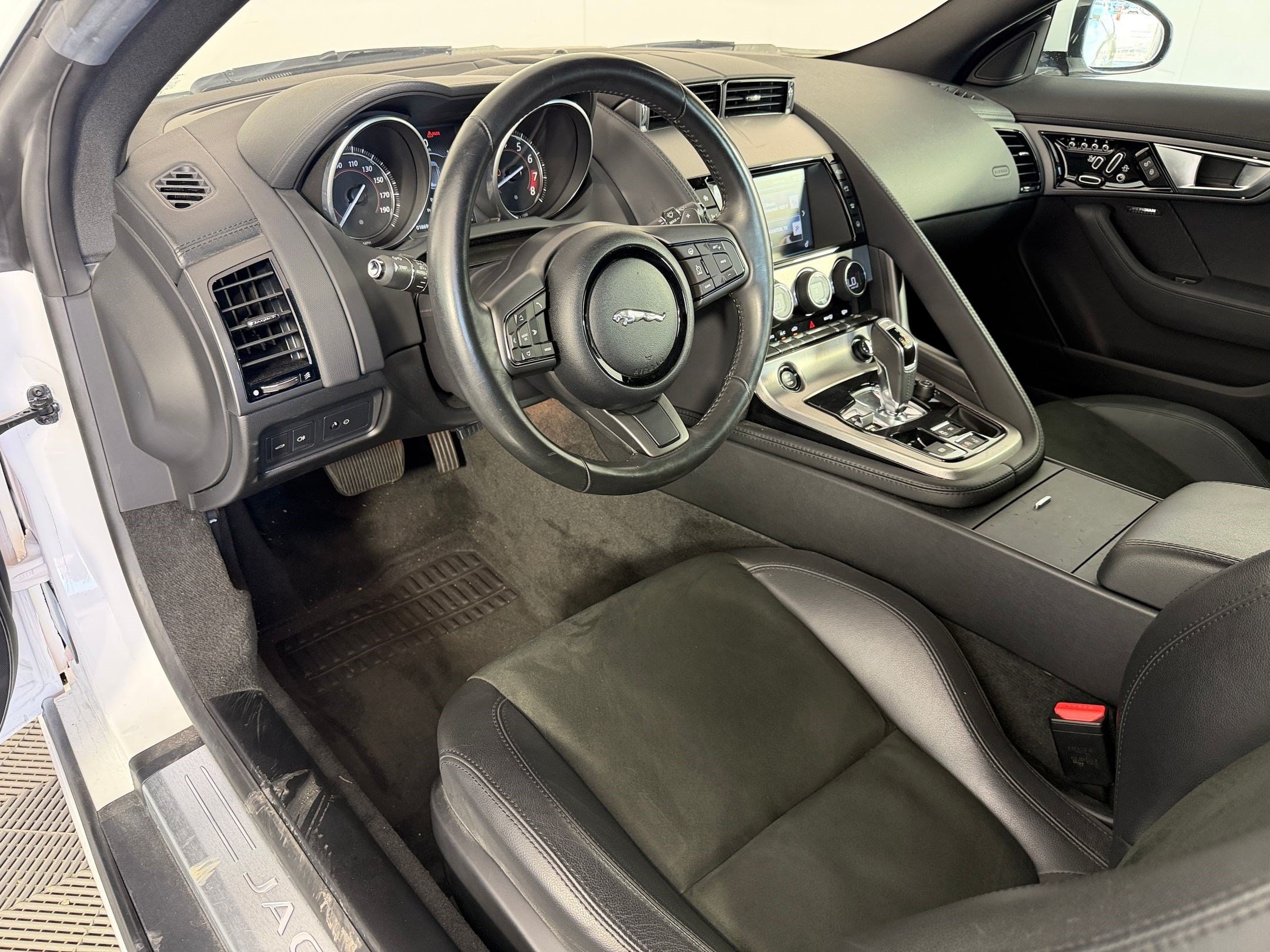 F-TYPE Premium Coupe