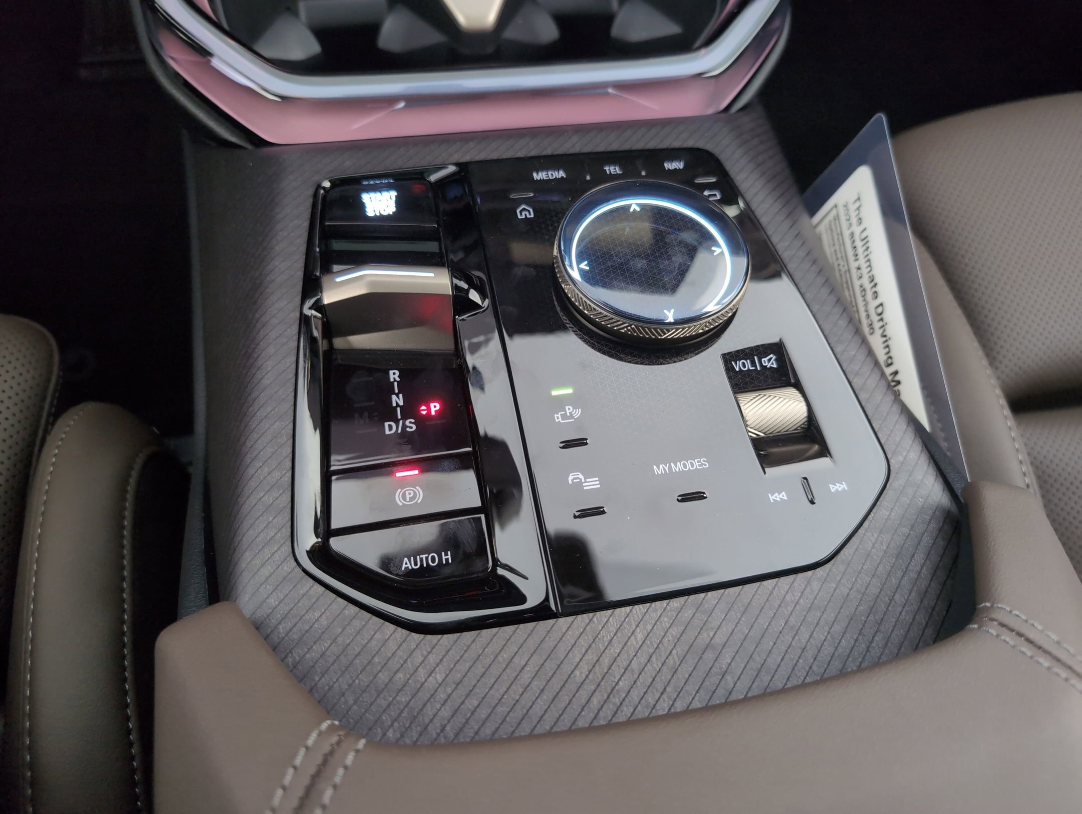 2025 BMW X3 30 - Photo 15