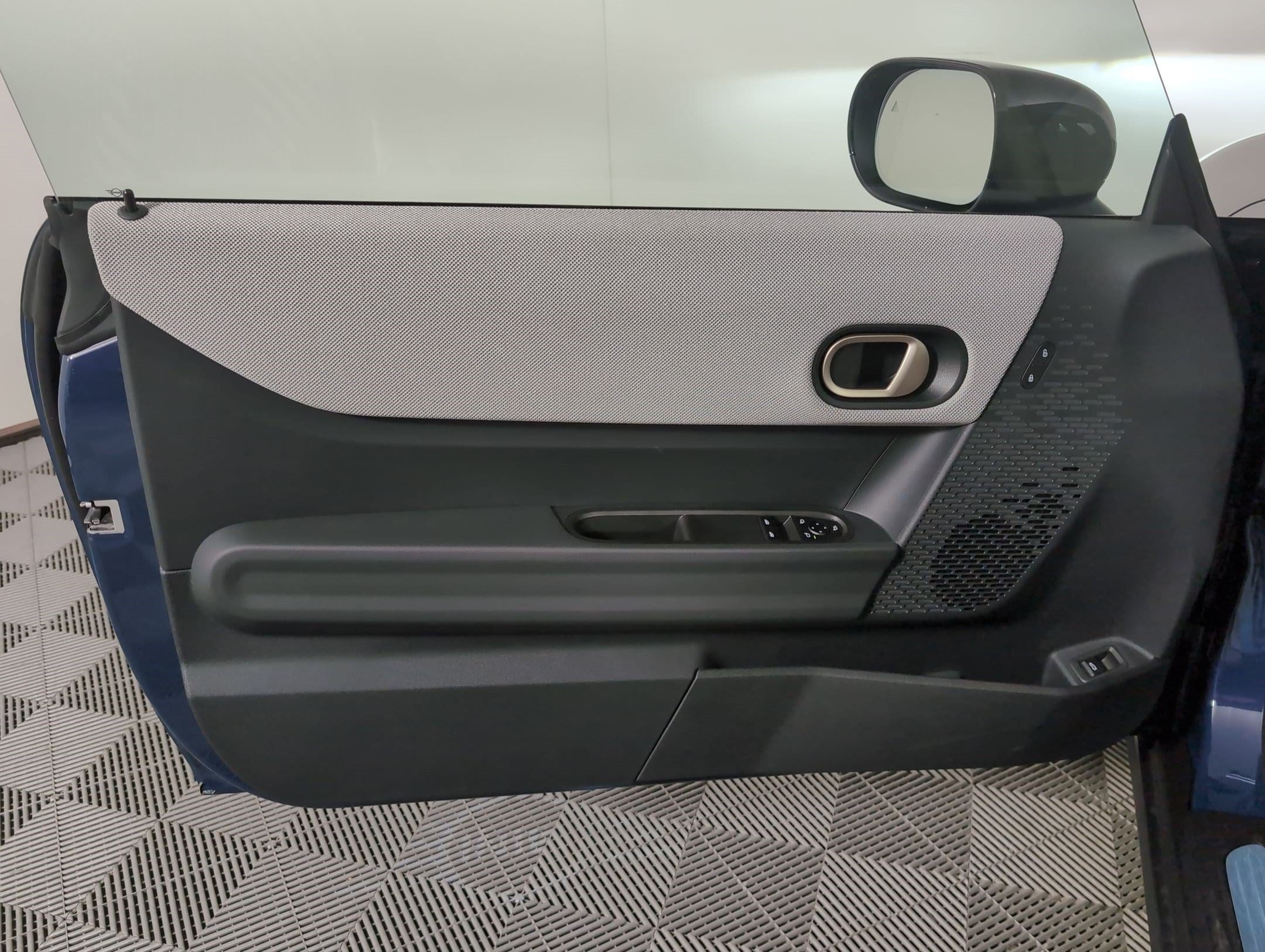 2026 MINI Hardtop 2 Door S - Photo 17
