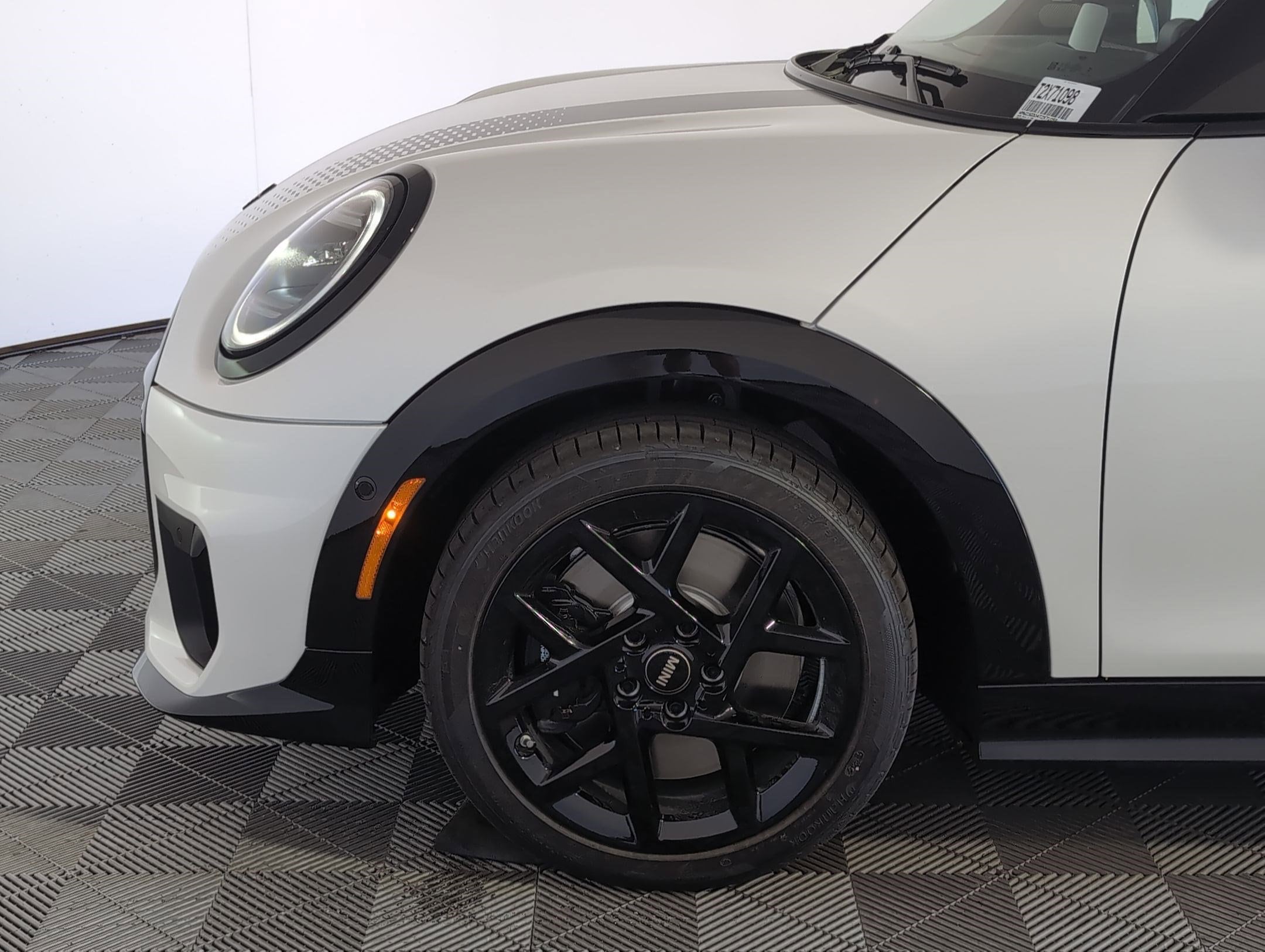 2026 MINI Hardtop 2 Door S - Photo 9