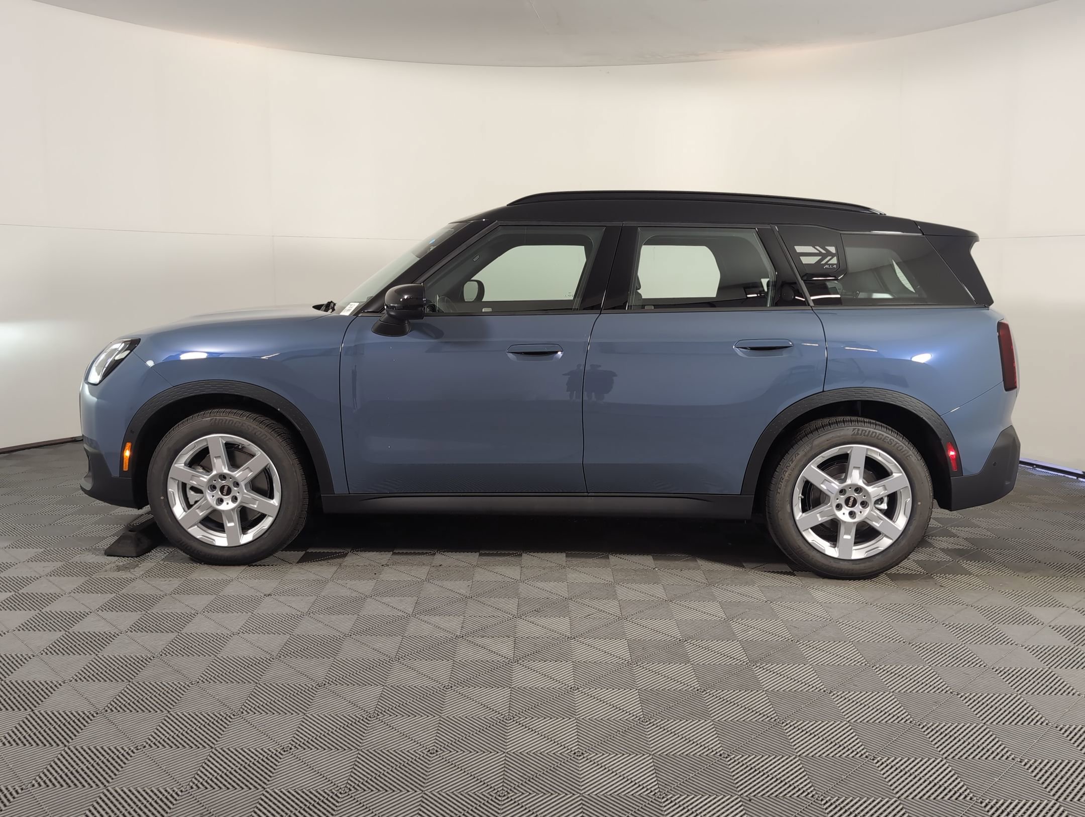 2026 Mini Countryman S ALL4 photo 2
