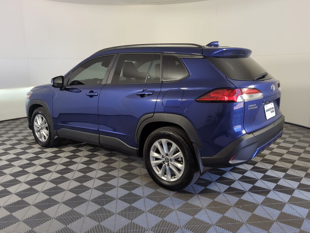 Used 2023 Toyota Corolla Cross LE SUV