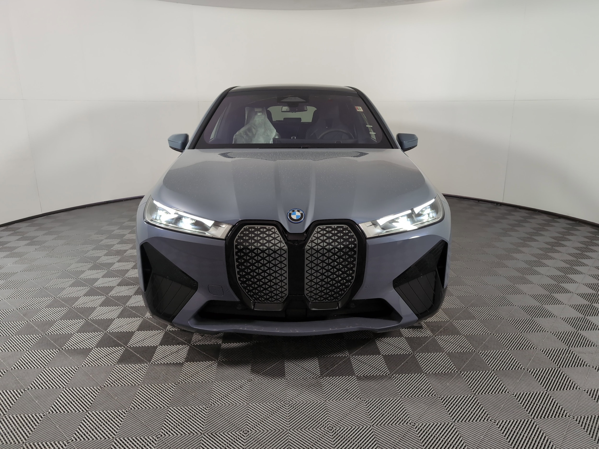 Used 2025 BMW iX Base with VIN WB523CF05SCU31195 for sale in Houston, TX