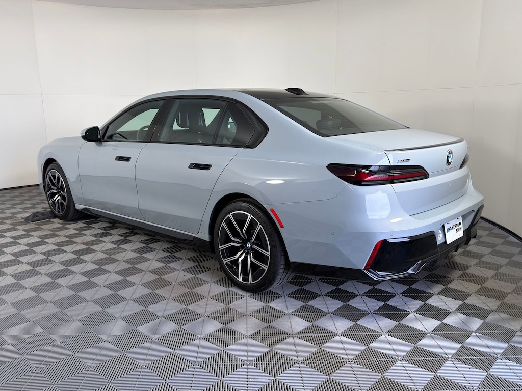 Used 2023 BMW 740i Sedan