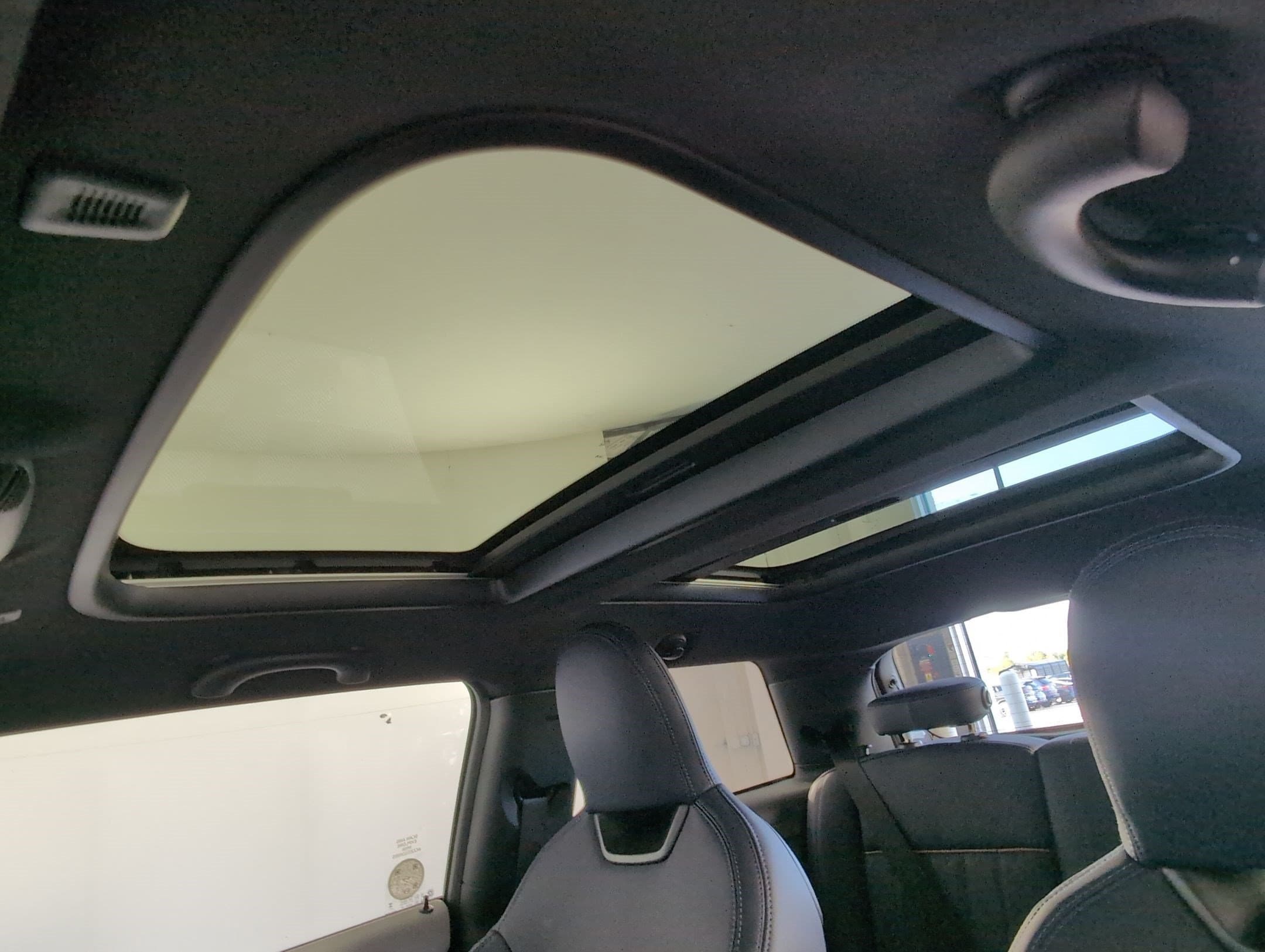2026 MINI Hardtop 2 Door S - Photo 11