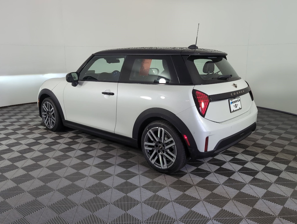 New 2026 MINI 2 Door Signature Plus Hatchback