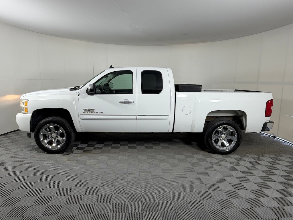 Used 2009 Chevrolet Silverado 1500 Truck Extended Cab