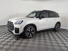 2026 MINI Countryman Iconic SUV