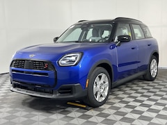 2025 MINI Countryman Signature Plus SUV