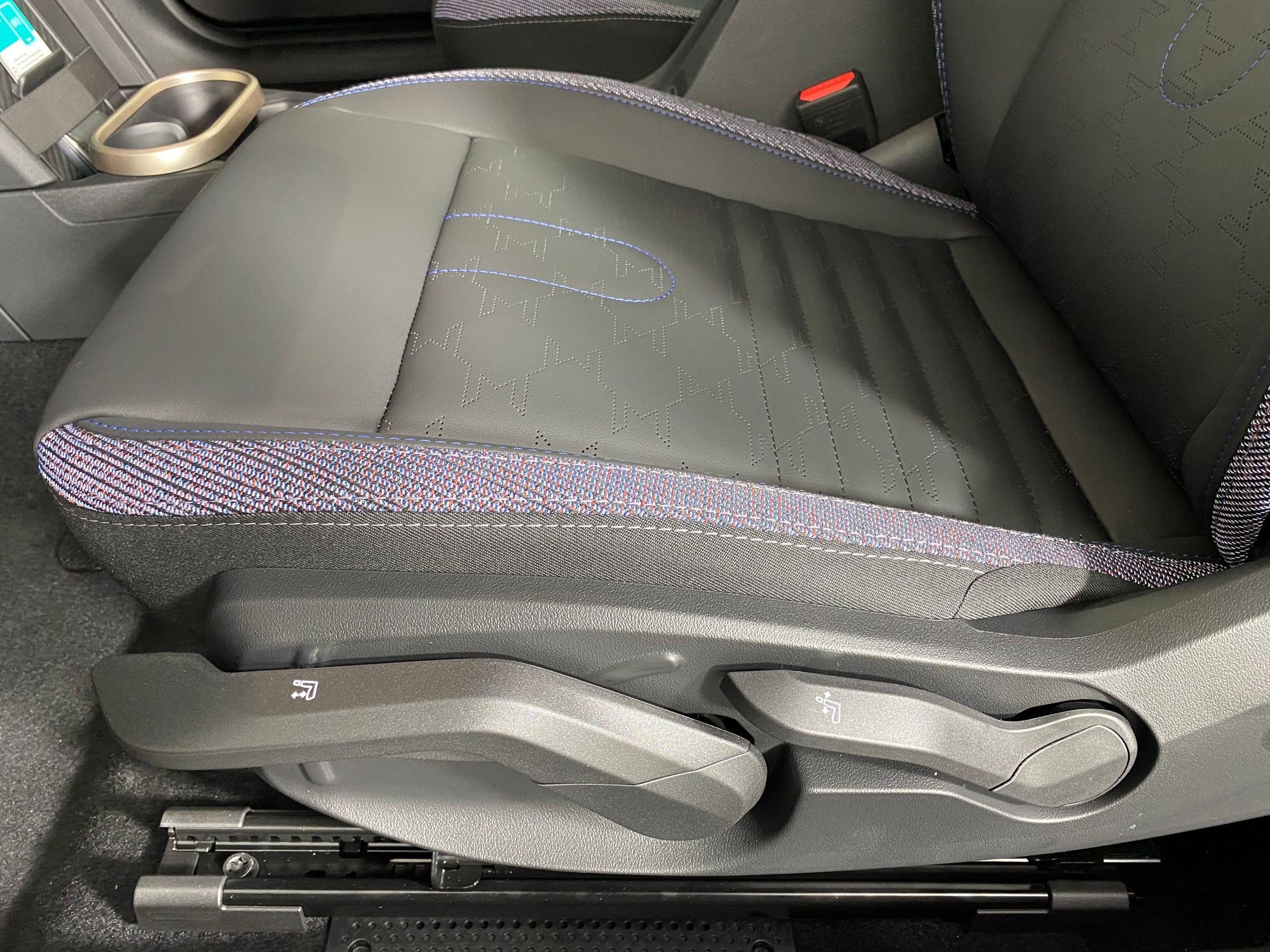 2026 MINI Convertible S - Photo 10