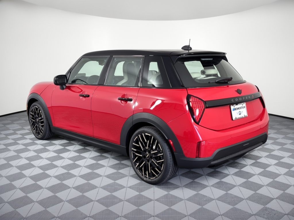 New 2027 MINI 4 Door Signature Plus Hatchback