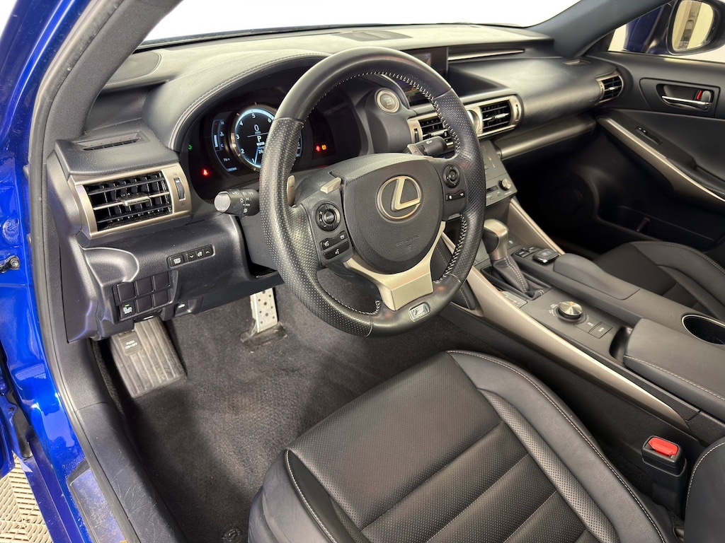 Used 2016 Lexus IS 200t Sedan