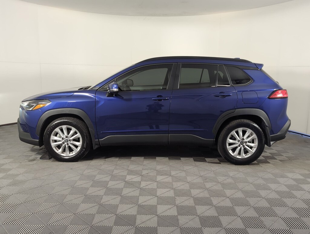 Used 2023 Toyota Corolla Cross LE SUV