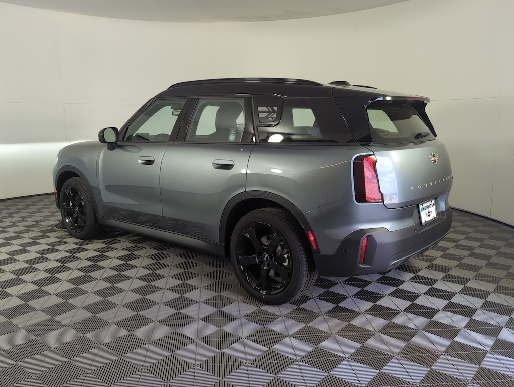 New 2026 MINI Countryman Signature Plus SUV
