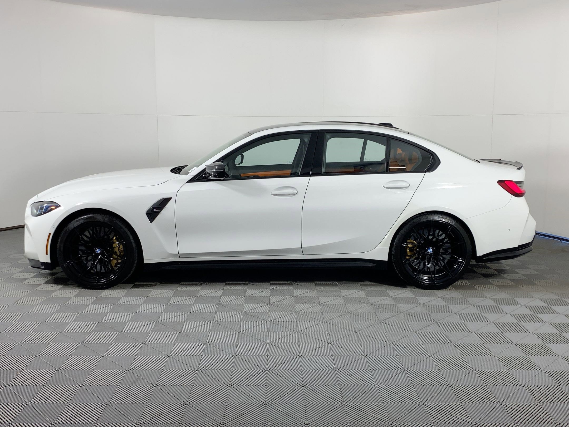 2025 Bmw M3 3 Sedan photo 2