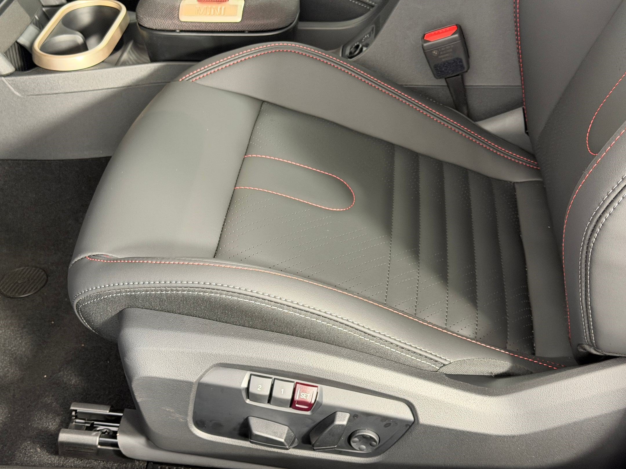 2026 MINI Hardtop 2 Door S - Photo 13