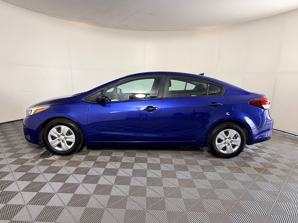Used 2017 Kia Forte LX Sedan