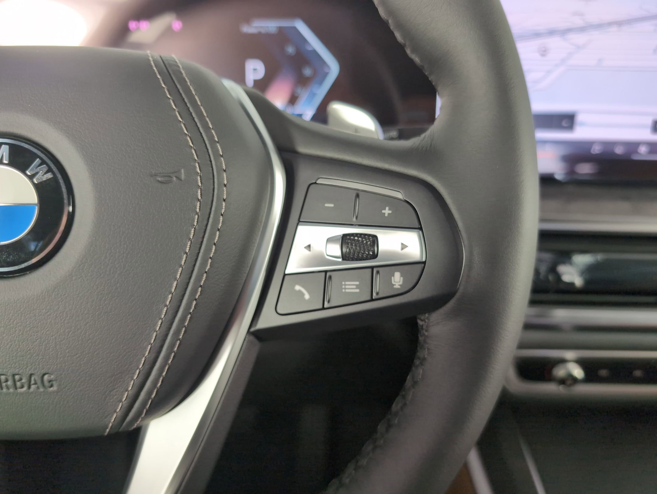 2026 BMW X5 40i - Photo 27