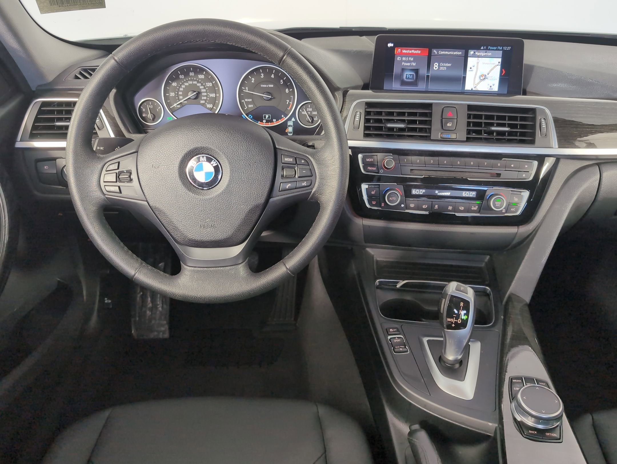 2018 Bmw 320i Sedan photo 2