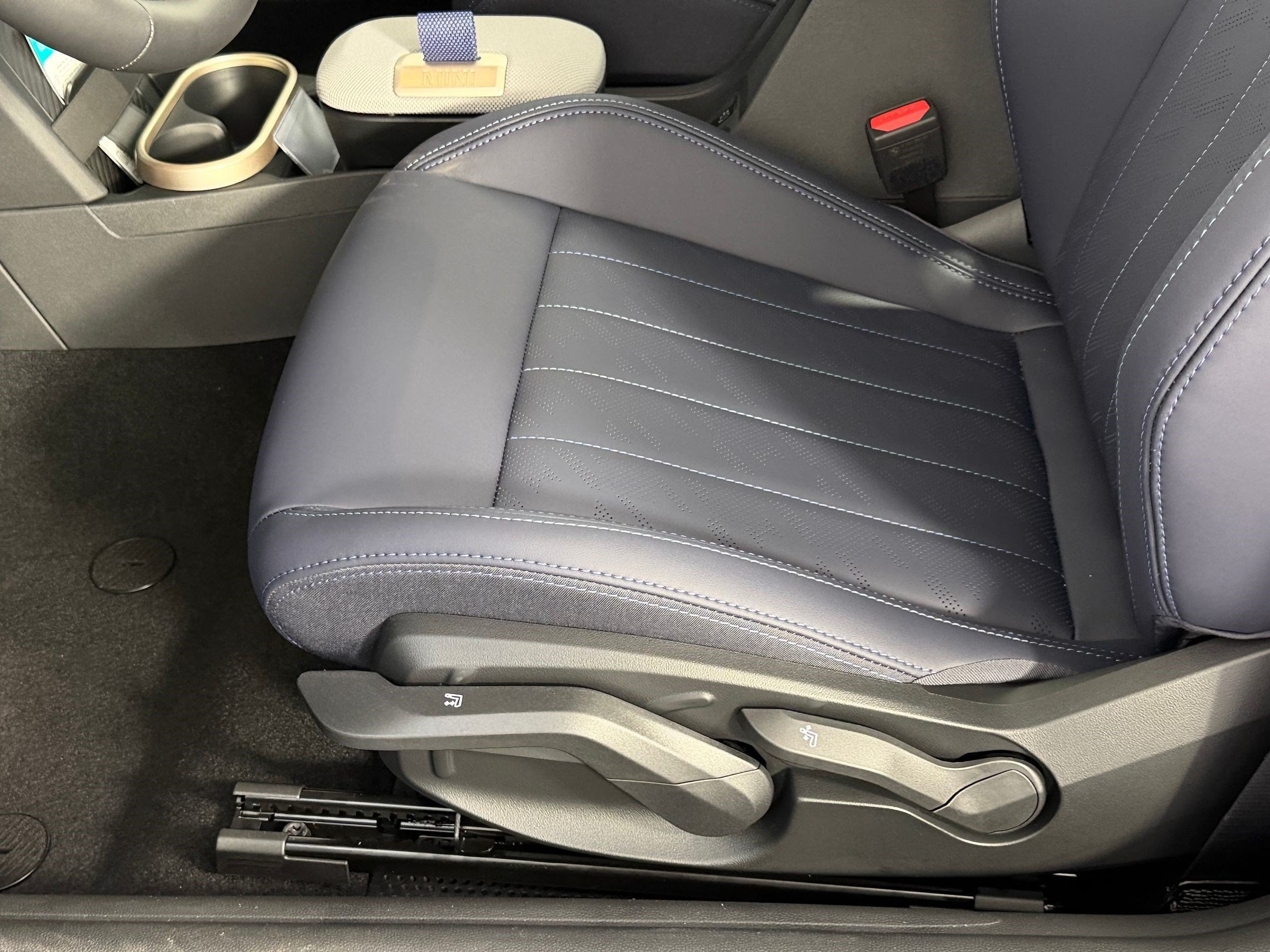 2026 MINI Hardtop 2 Door S - Photo 13