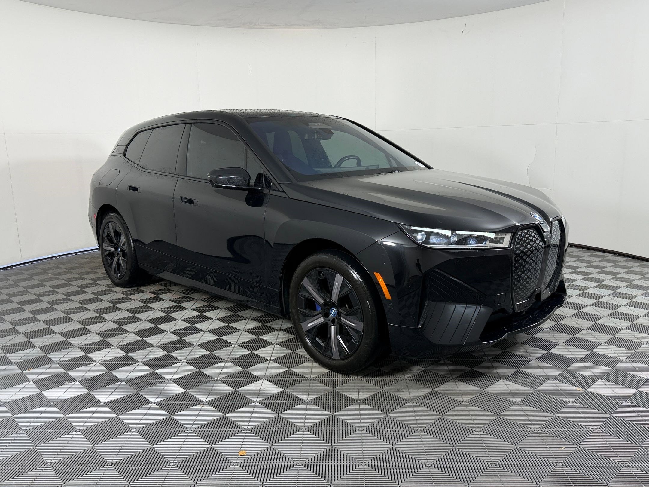 IX XDrive50 SUV