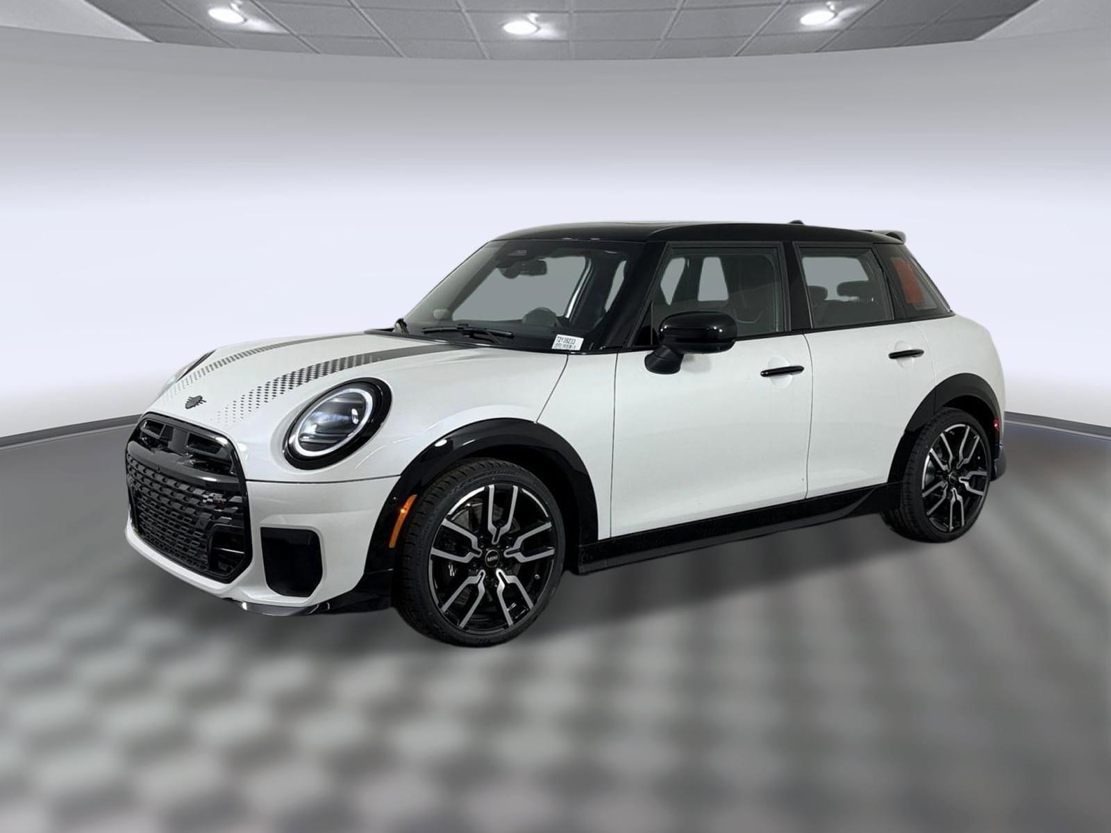 2026 MINI Hardtop Cooper S's photo