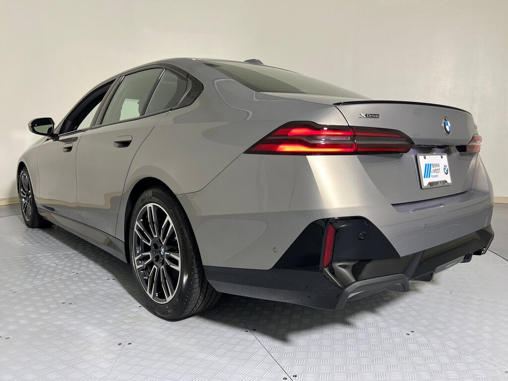 Used 2026 BMW 540i xDrive Sedan