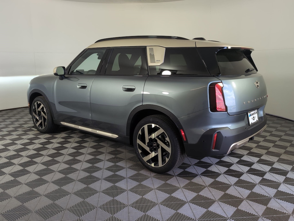 New 2026 MINI Countryman Iconic SUV