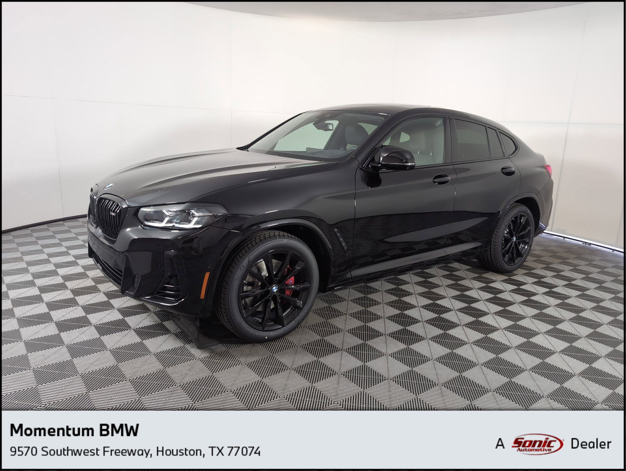 2025 BMW X4 M40i's photo