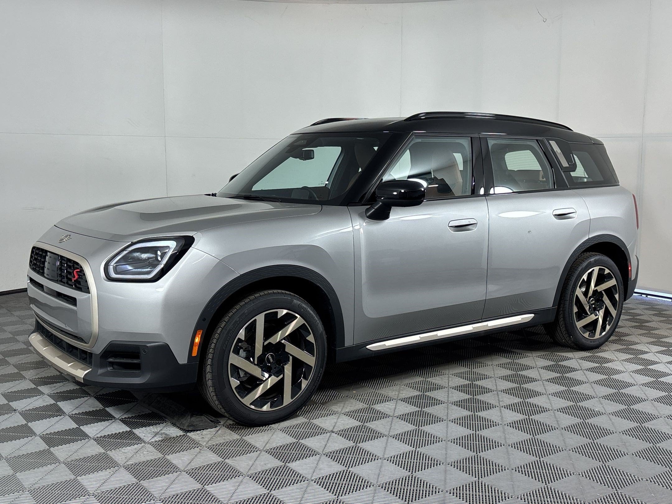 New 2027 MINI Countryman Signature Plus