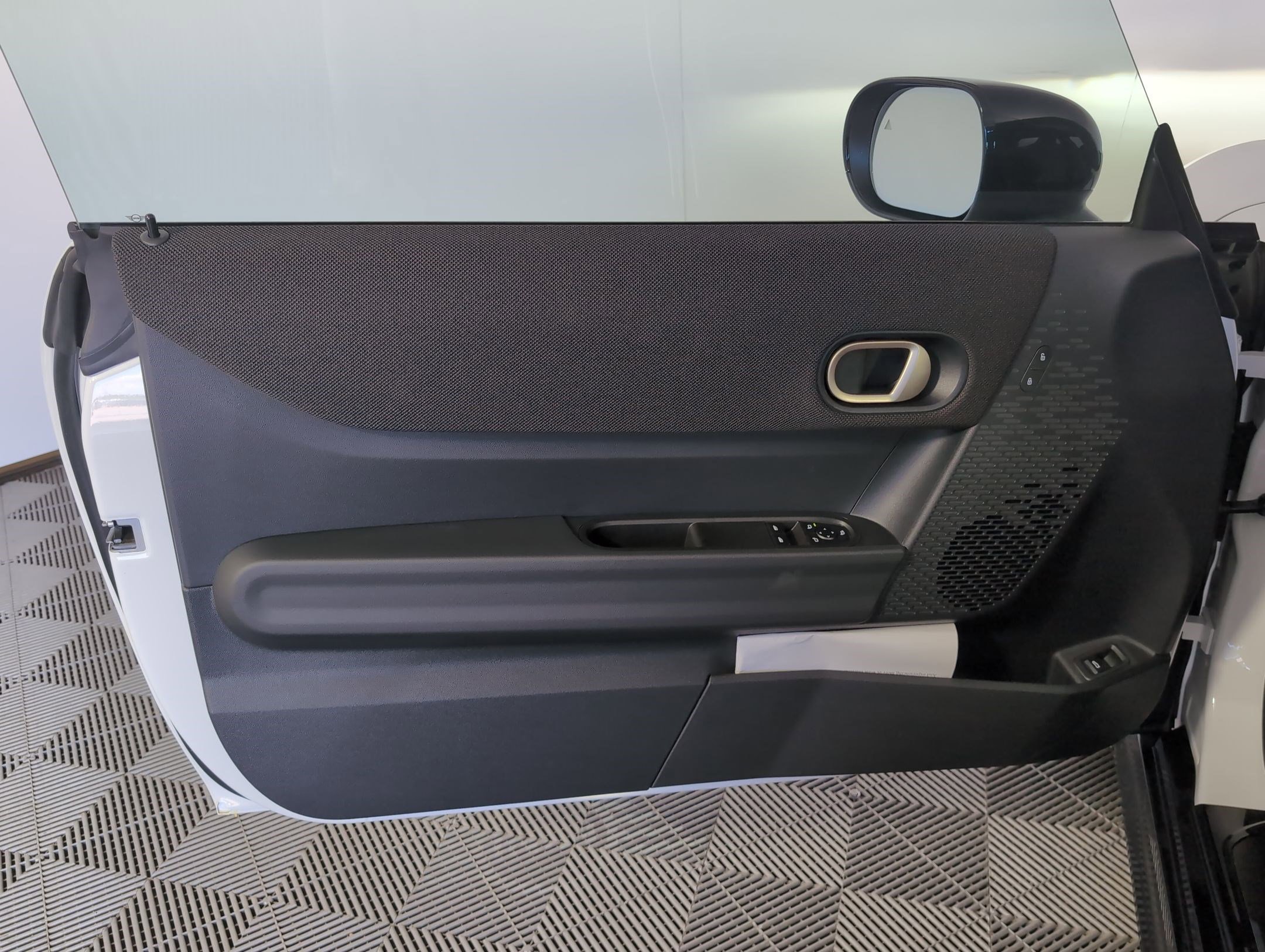 2026 MINI Hardtop 2 Door S - Photo 18