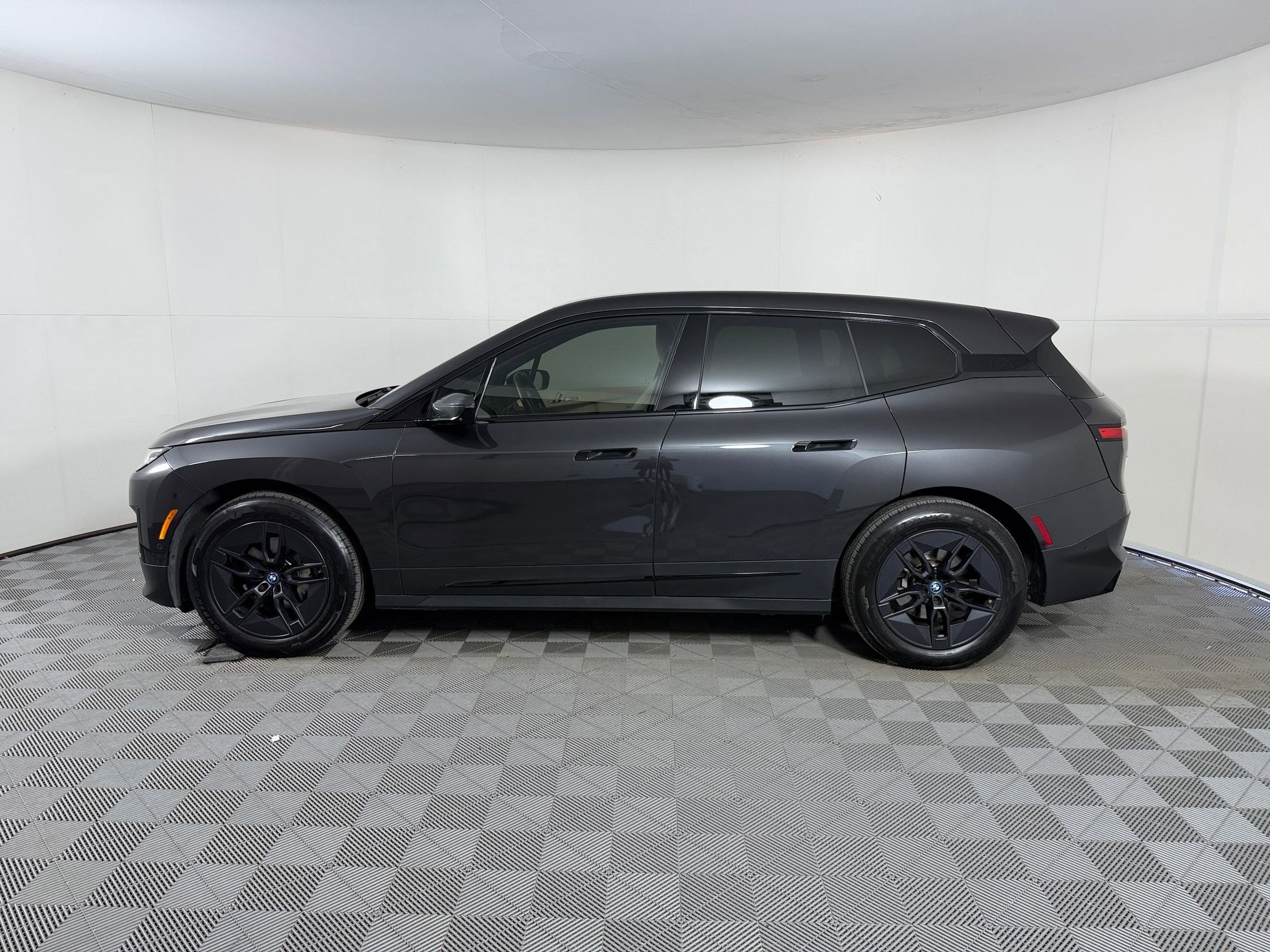 Used 2024 BMW iX Base with VIN WB523CF0XRCN09903 for sale in Houston, TX