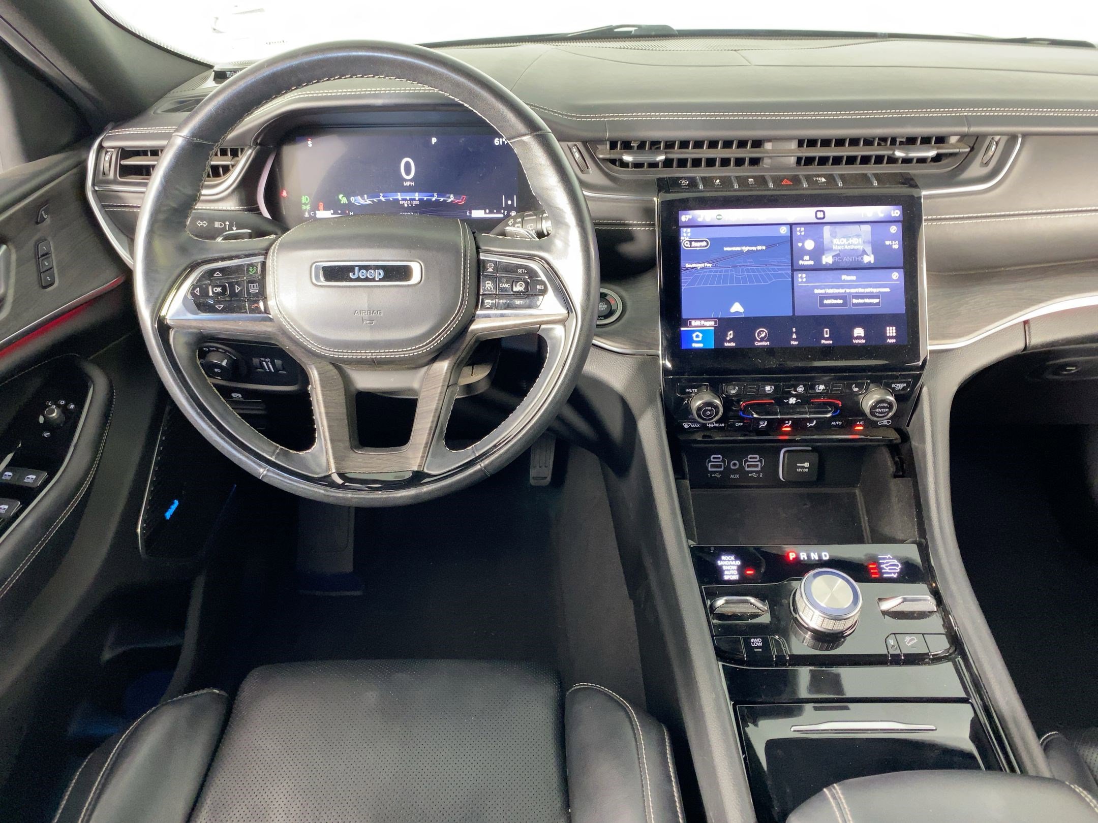 2021 Jeep Grand Cherokee Overland photo 3