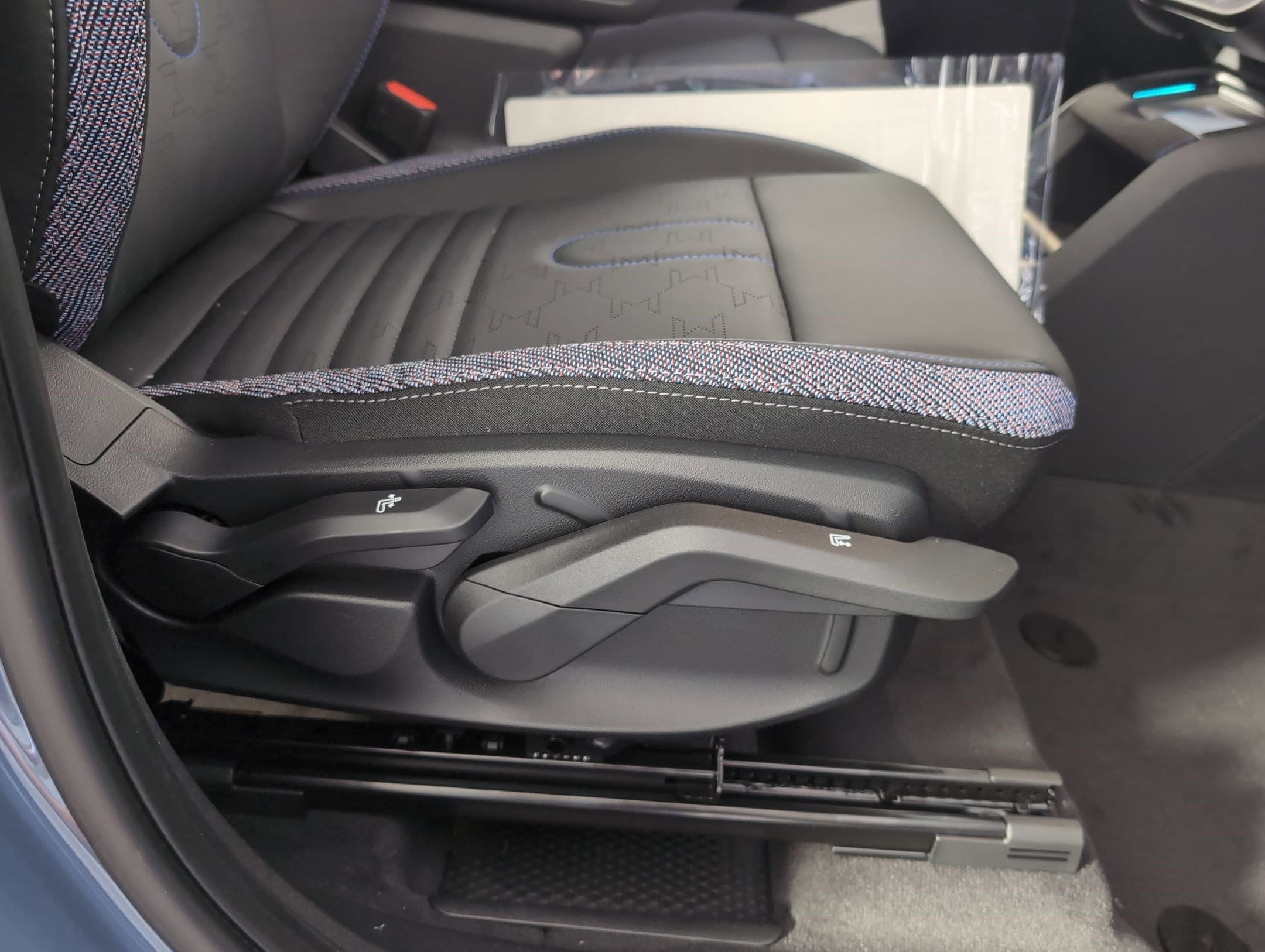 2026 MINI Countryman S - Photo 30