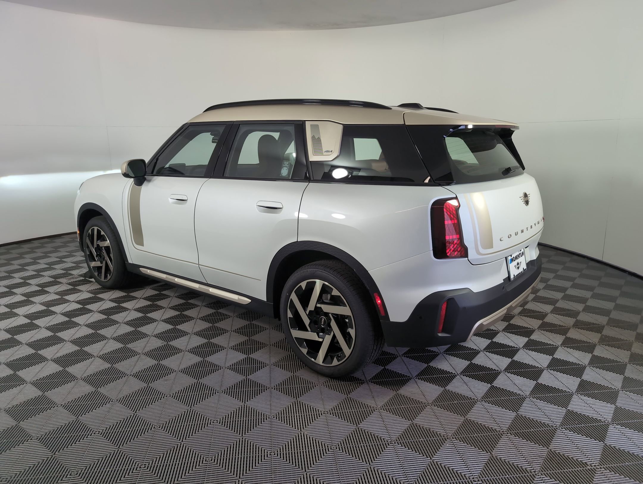 2025 Mini Countryman S ALL4 photo 3