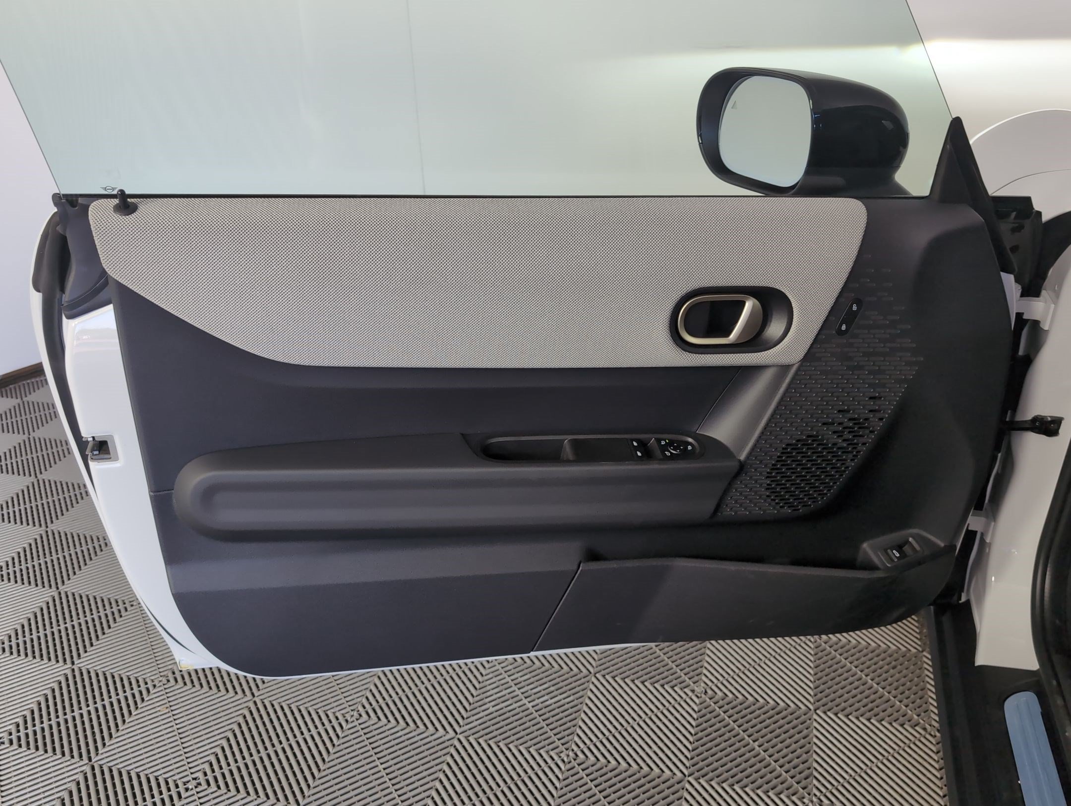 2026 MINI Hardtop 2 Door S - Photo 9