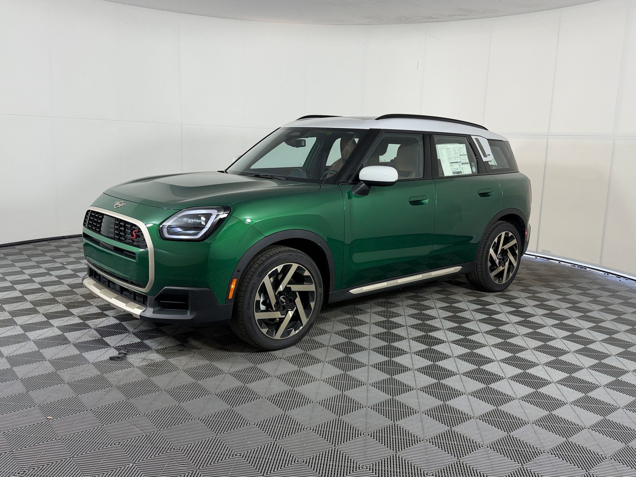 2027 MINI Countryman S ALL4's photo