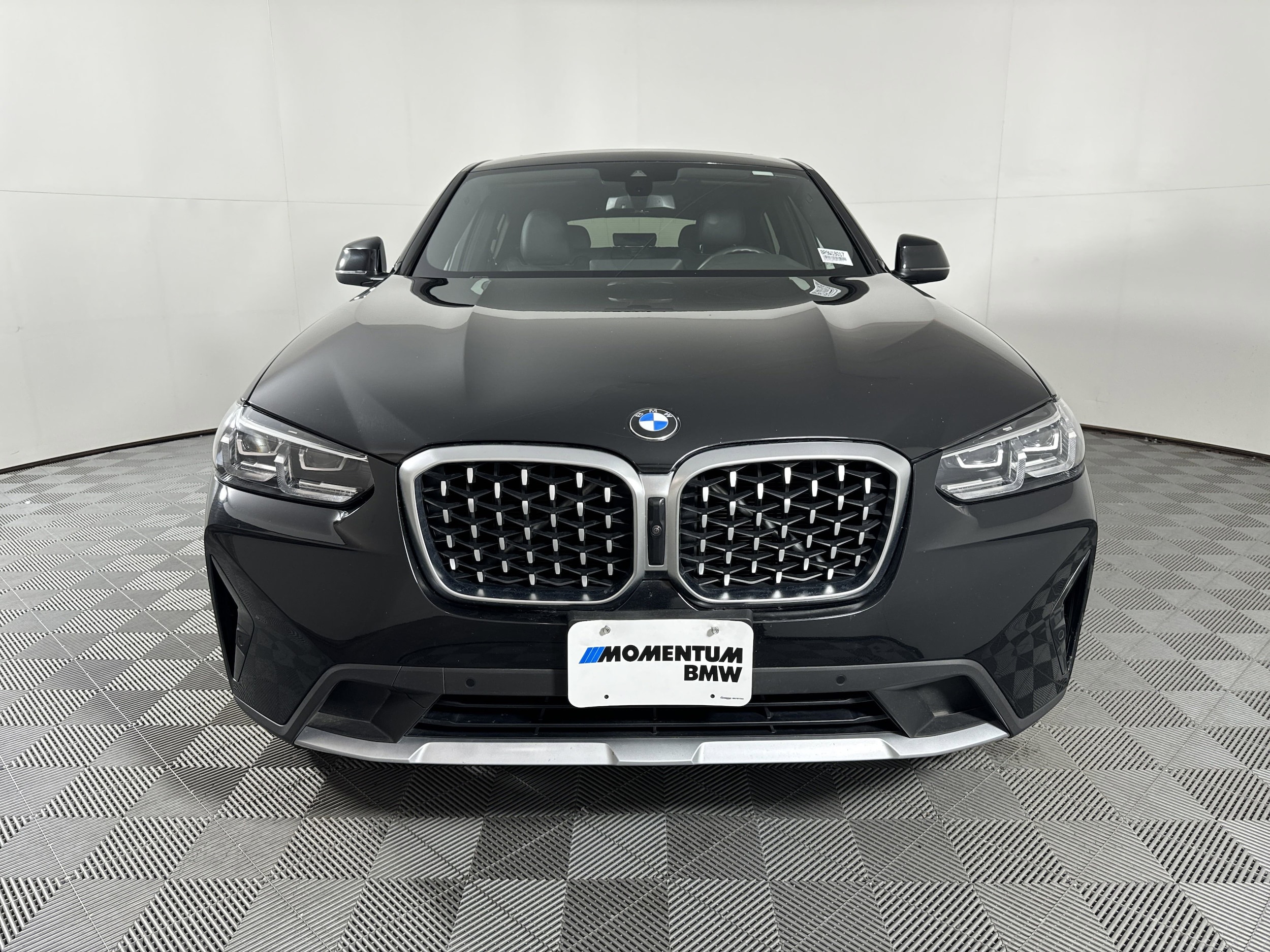 Used 2024 BMW X4 30i with VIN 5UX33DT06R9W18017 for sale in Houston, TX